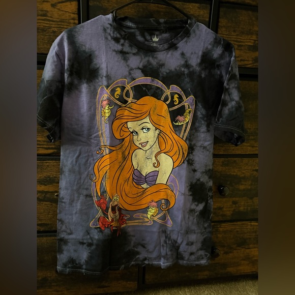 Disney The Little Mermaid Ariel Purple Tie Dye T Shirt - Womens Medium NWOT - Picture 1 of 6